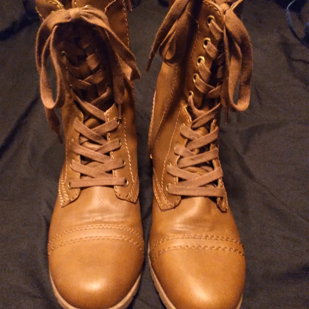 Time And Tru boots